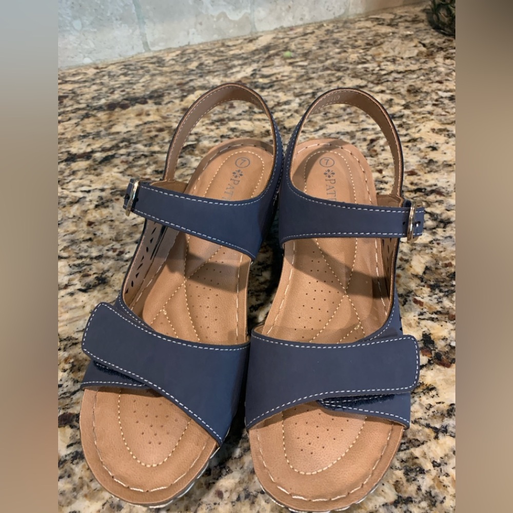Patrizia Slate Blue Sandals Size 7 New